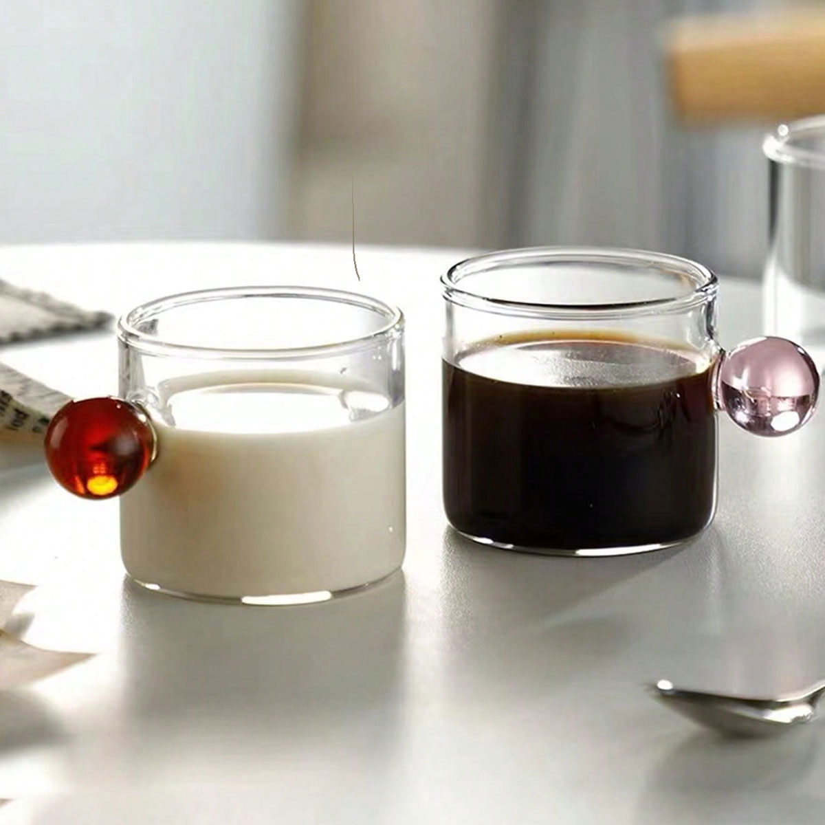 둥근 손잡이가 달린 고품질의 다채로운 색상의 유리 우유 - Highball Glass Set 리뷰 및 가격