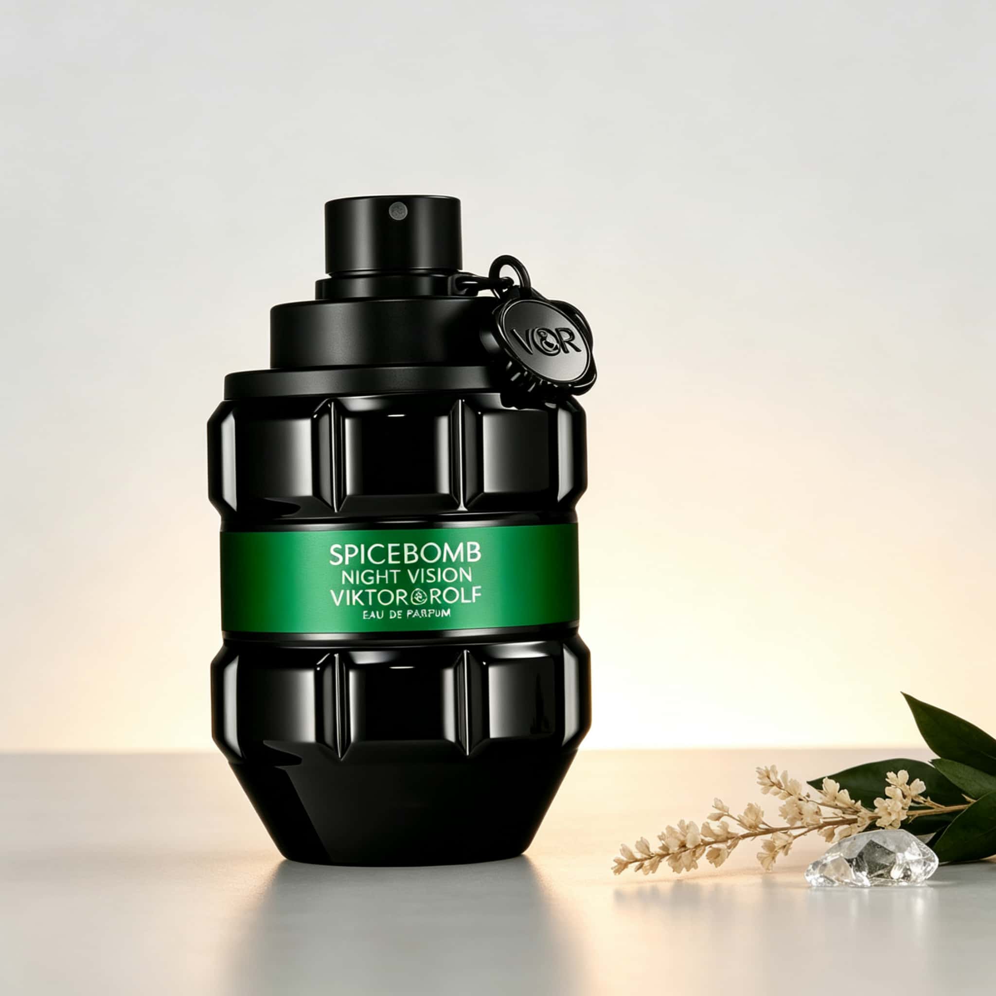 빅터 앤 롤프 나이트 비전 EDP 남성용 향수, 블랙  - Home Bar Accessories 리뷰 및 가격